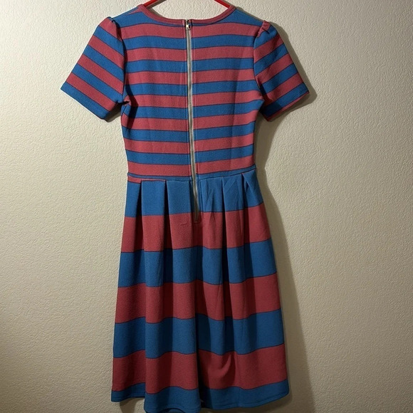 LulaRoe Amelia Dress with Pockets size xs - Picture 5 of 7